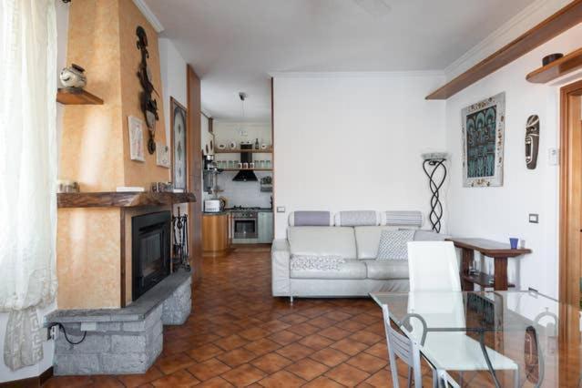 Casa Emi Apartman Lezzeno Kültér fotó